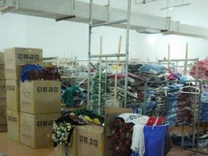 四川特價服裝批發(fā) 精品女裝跳樓貨一手貨源與成都市場機(jī)遇